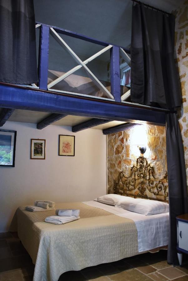 Gasthaus Agritrulli Ostuni Exterior foto